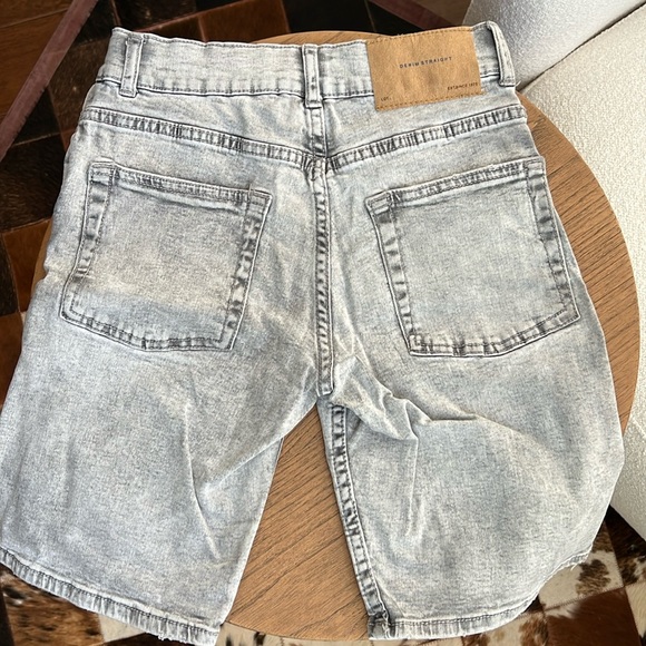 Zara Shorts sz 10 - Picture 2 of 5